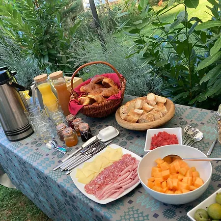 Au Pre Fleuri Eco Glamping Hotel Le Lindois Buitenkant foto